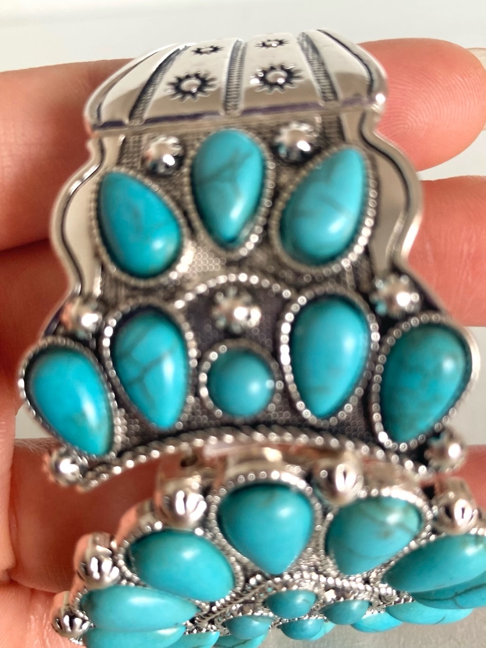 Plunder Silver & Turquoise tone Cluster NWOT boho cowgirl stretch Bracelet - Picture 8 of 9